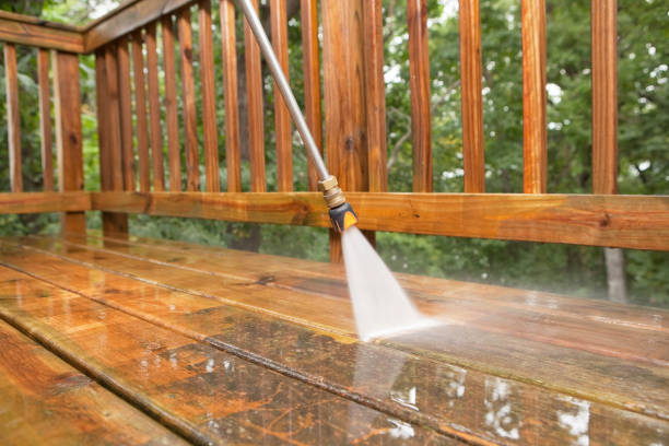 Why Choose Our Certified Pressure Washing Experts for Your Project Needs in Pine Island Center, FL?